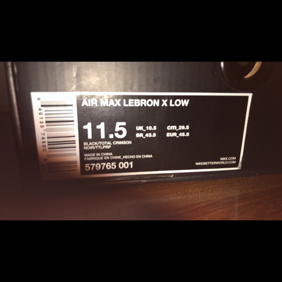 Lebrun low basketball shoe - Picture 5 of 5